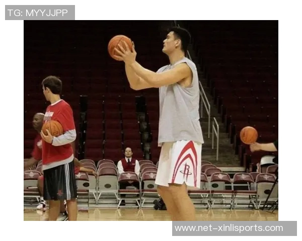 姚明与奥尼尔的巅峰对决：篮球巨星的力量与技巧之争